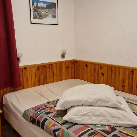 Rénové à Montalbert, Au Pied Des Pistes - Fr-1-755-4 * La Plagne