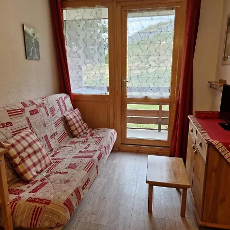 Rénové à Montalbert, Au Pied Des Pistes - Fr-1-755-4 *